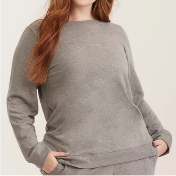 Torrid Active Grey Lace Up Back Detail Sweatshirt Long Sleeve Pullover Size 2X - Picture 3 of 13